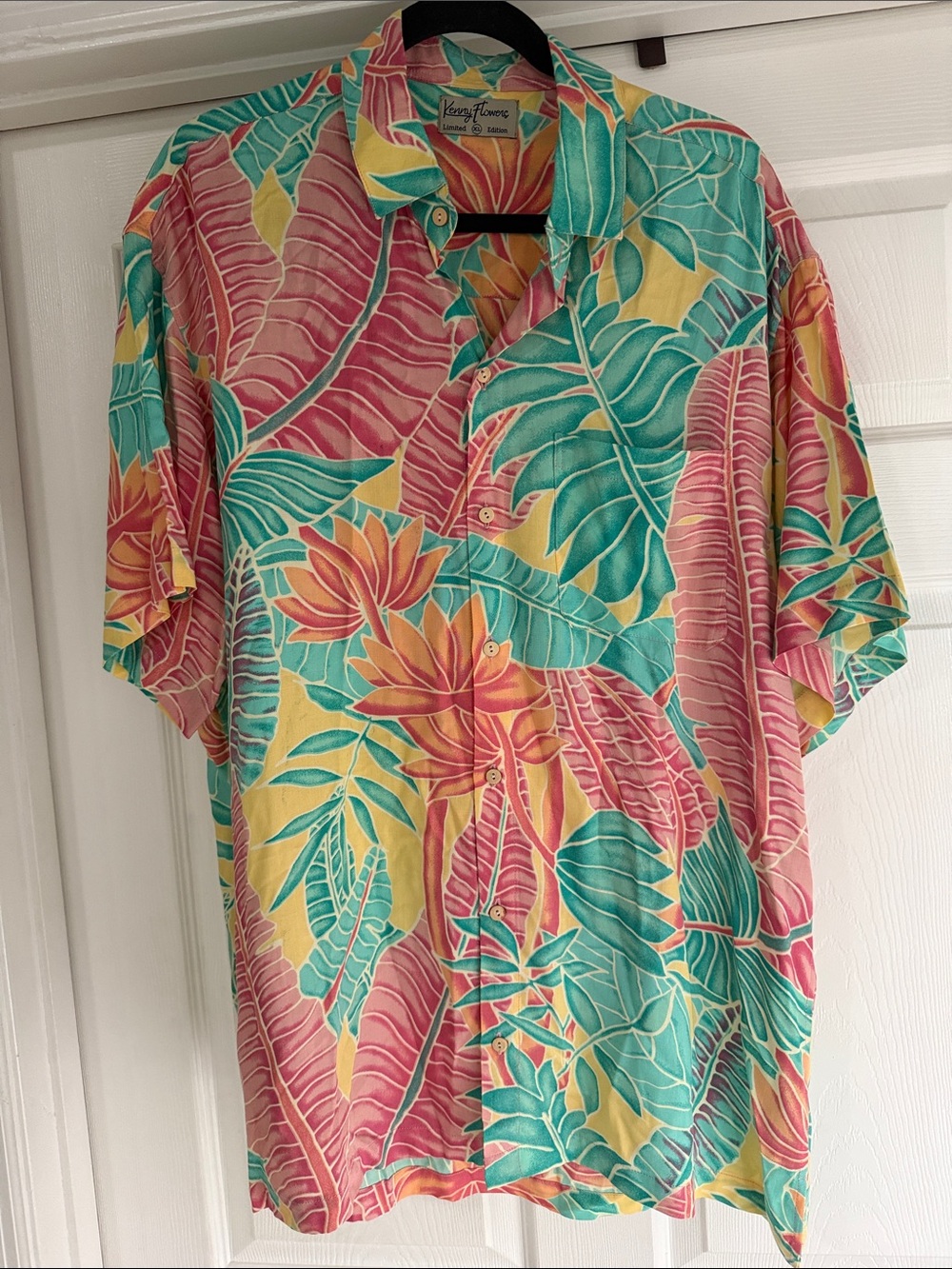 Kenny Flowers XL Men’s XL Tropical Hawaiian Rayon Shirt